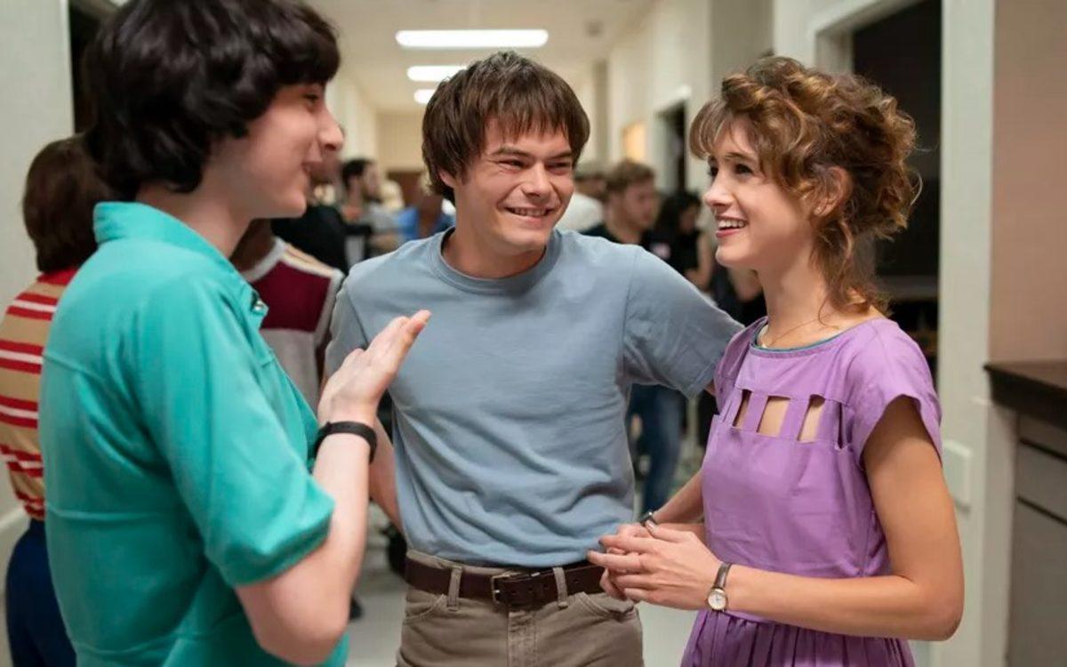 Stranger Things’in 1980’lerden Fırlamış Gibi Görünen Kamera Arkası Görüntüleri Yayınlandı