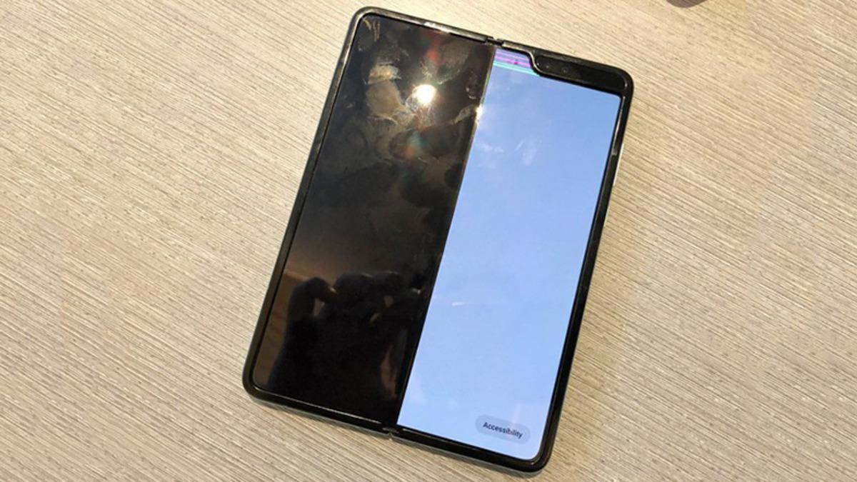 Samsung Display’in Başkan Yardımcısı: Galaxy Fold Satışa Hazır
