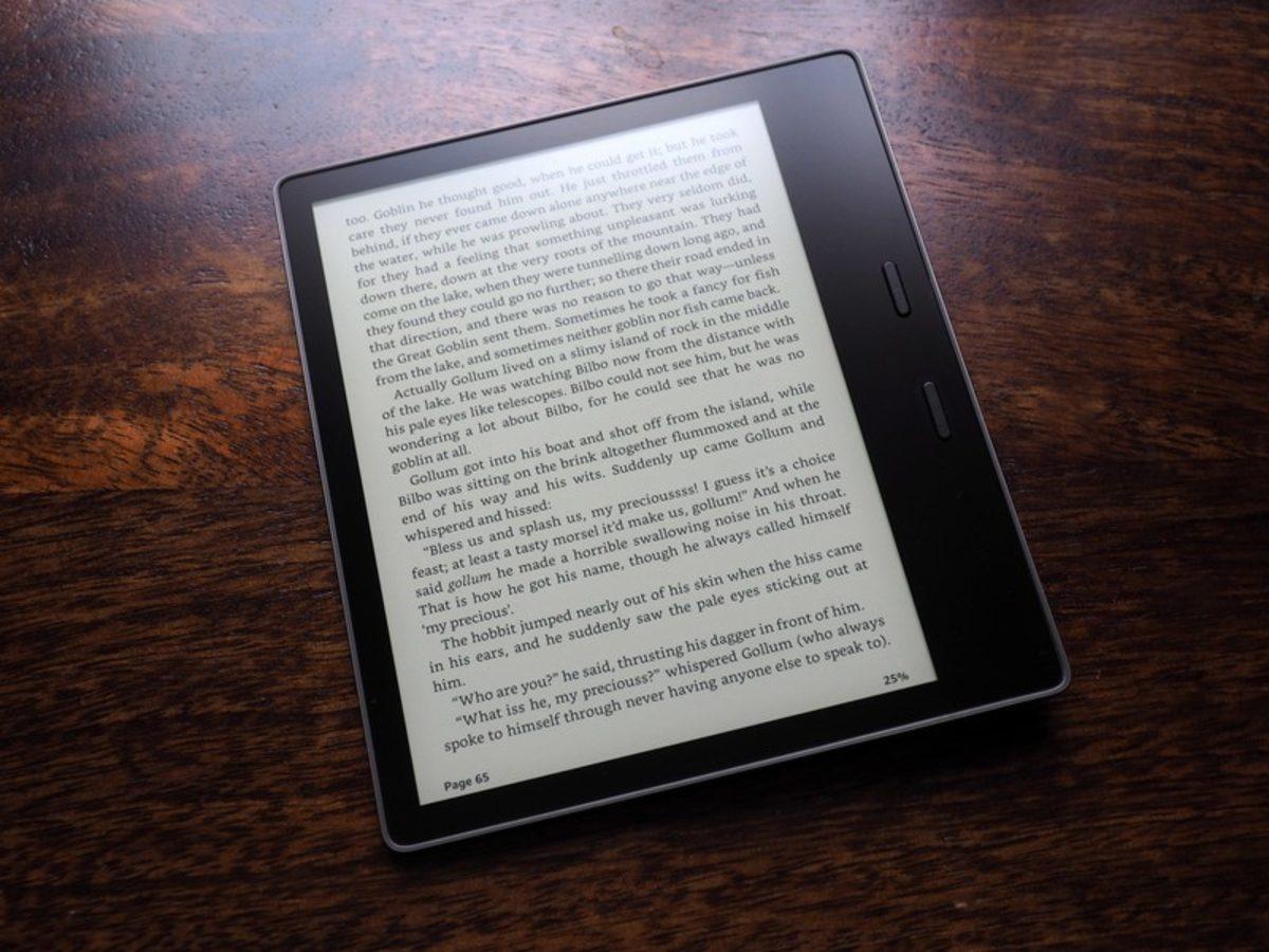 Amazon, E-Kitap Okuyucusu Kindle Oasis’e Renk Ayarlı Aydınlatma Özelliği Getiriyor