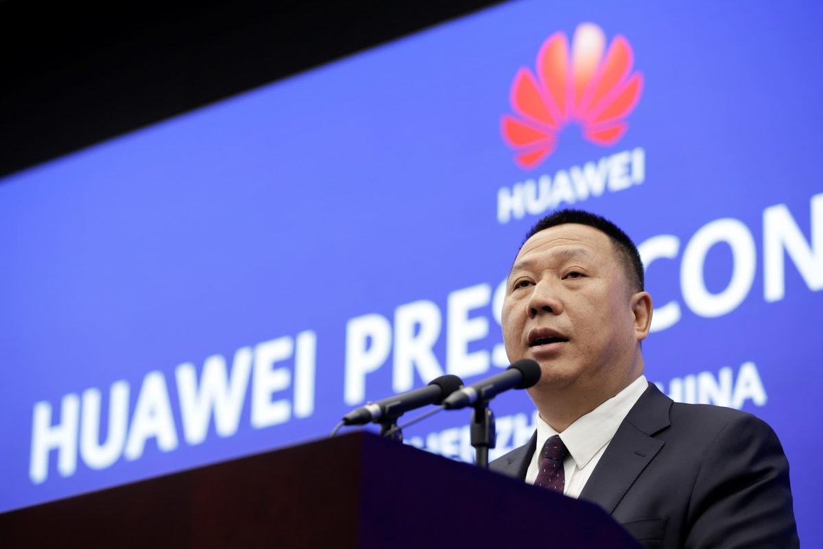 Huawei, ABD’den Parça Almadan da Akıllı Telefon Üretebilir mi?