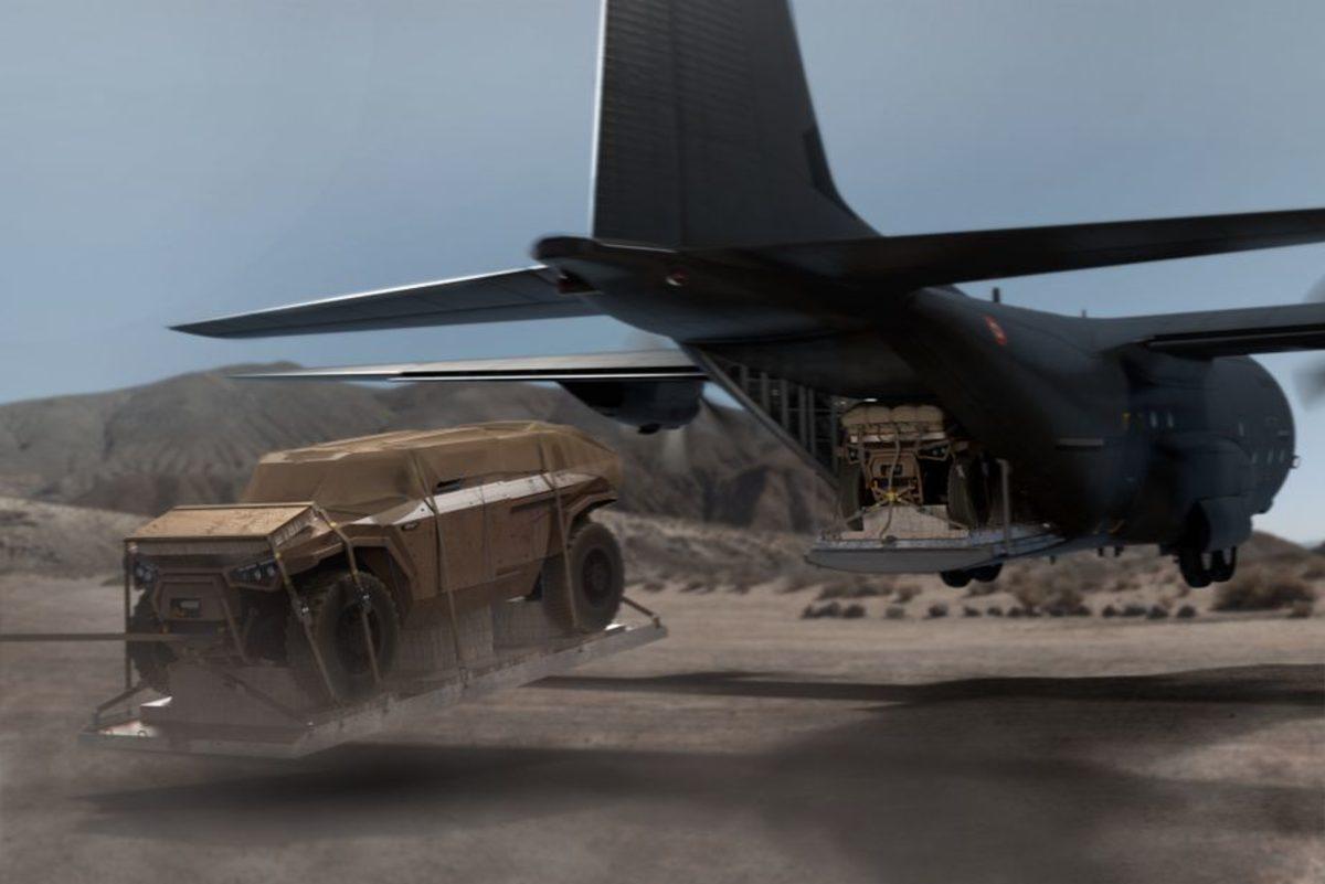 Volvo, Yengeç Gibi Yan Yan Hareket Edebilen Yeni Askeri Aracını Tanıttı