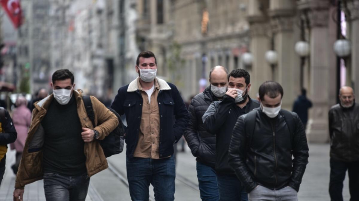 Bilim Kurulu Üyesi: Koronavirüsün Üstesinden Bu Şekilde Gelemeyiz