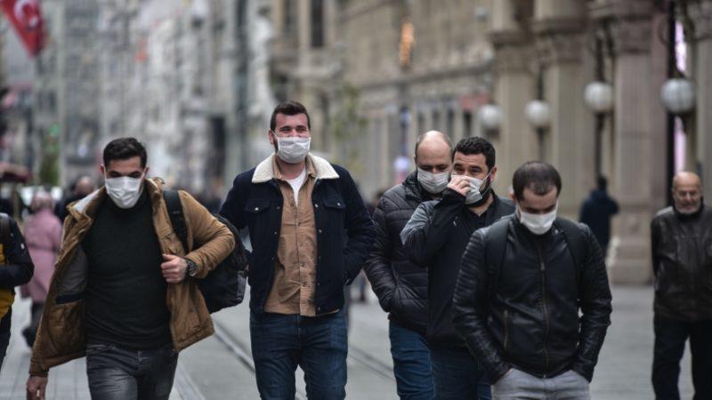 Bilim Kurulu Üyesi: Koronavirüsün Üstesinden Bu Şekilde Gelemeyiz