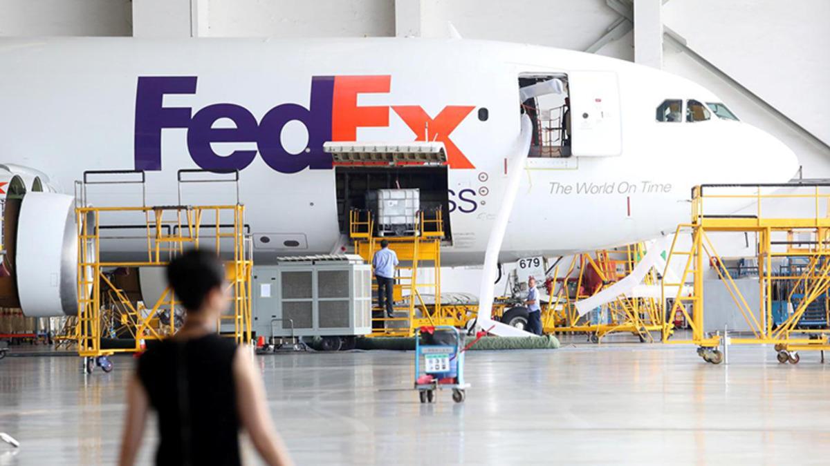 FedEx, Huawei Marka Telefonun ABD’ye Kargolanmasını Reddetti