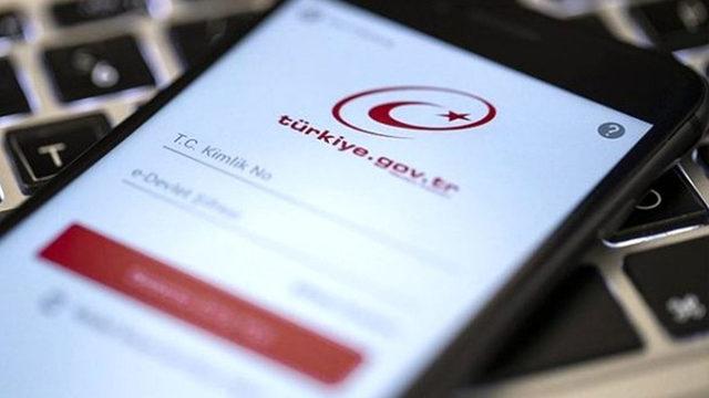 ePttAVM’deki Ücretsiz Maske Dağıtımı, Yoğunluktan Dolayı E-Devlet Üzerinden Yapılacak