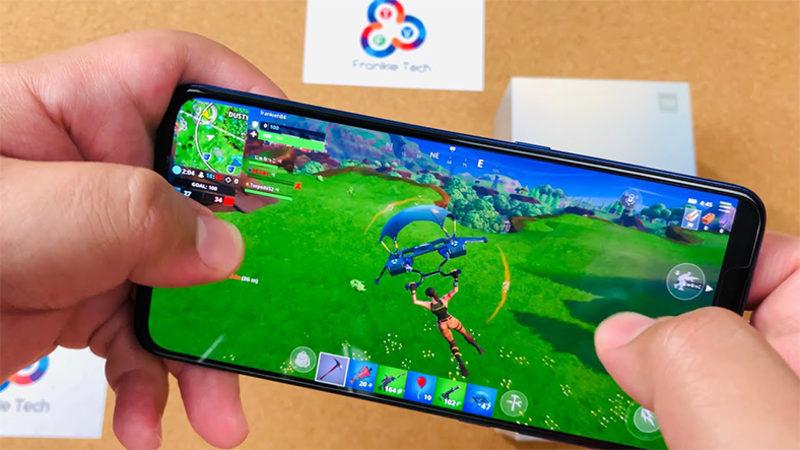 Xiaomi Mi 9’un Ekranına Overclock Yaparak 84 Hz’de Çalıştırmaya Yarayan Mod