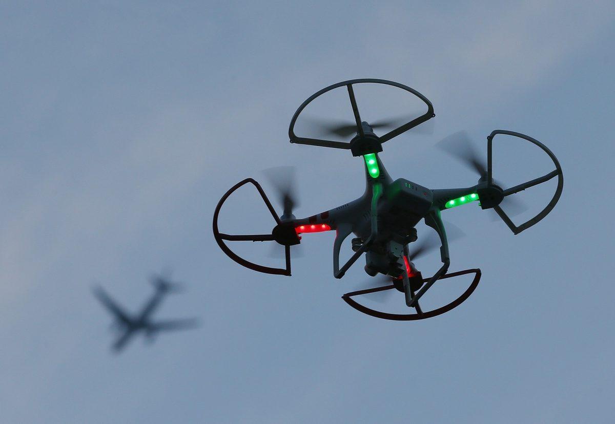 İstanbul’da Bir Yolcu Uçağının 30 Metre Üstünden Drone Geçti