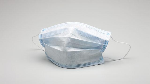 Yeni Bir Çalışmaya Göre Maske Takmak, Havadaki Virüs Miktarını Ciddi Şekilde Düşürüyor