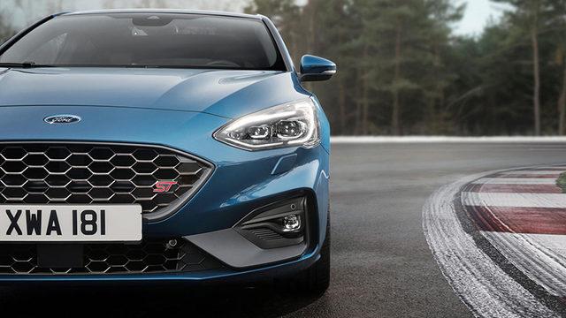 Yeni Ford Focus ST’nin Aşırı Etkileyici 0-100 km/sa Süresi (Video)