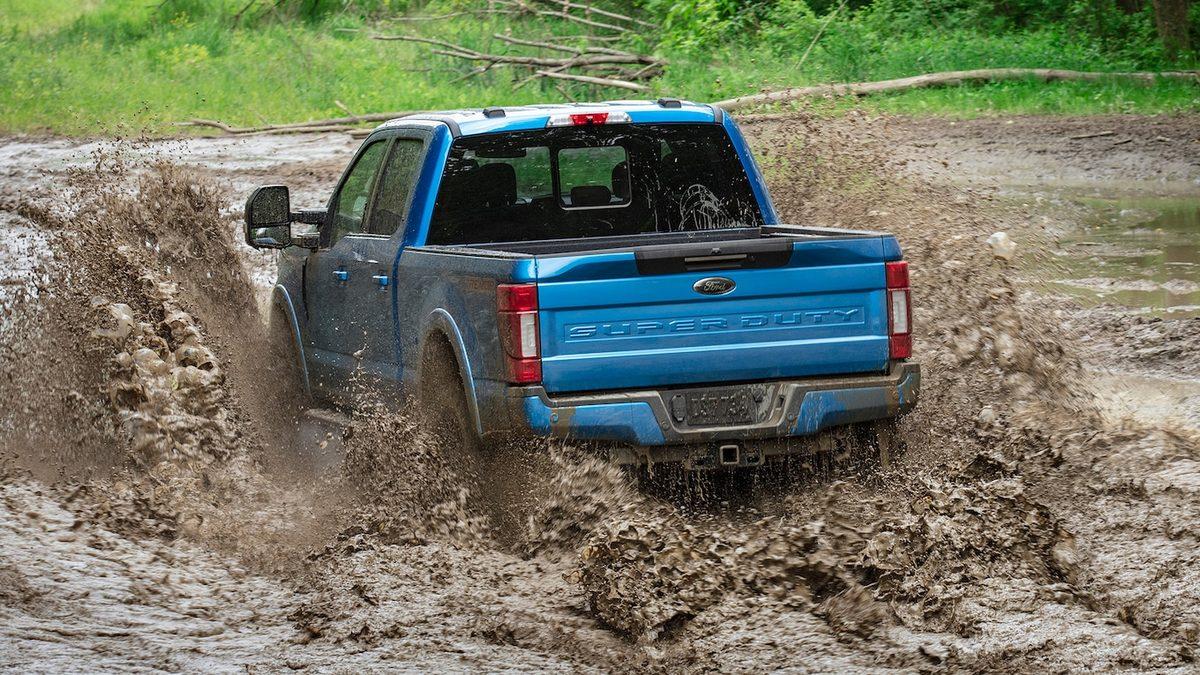 Ford, Off-Road Canavarı Olan V8 Motorlu Super Duty Serisini Tanıttı