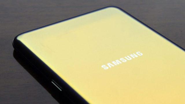 Samsung Galaxy S21, Ekranın Altına Gömülü Bir Kamerayla Gelebilir