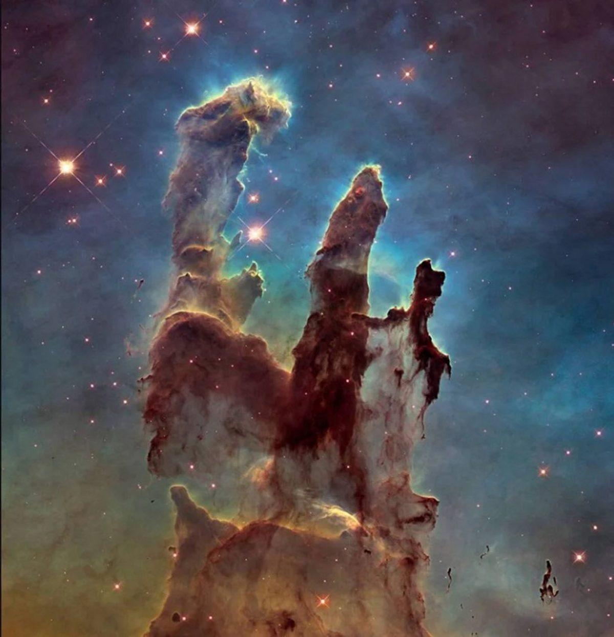 NASA, Pillars of Creation’ın Kızılötesi Işıktaki Görüntüsünü Paylaştı