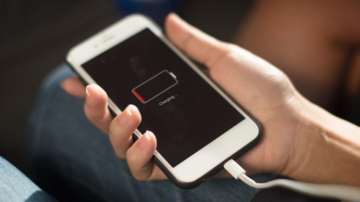 iPhone Bataryaları Hakkında Doğru Bilinen 4 Yanlış Efsane