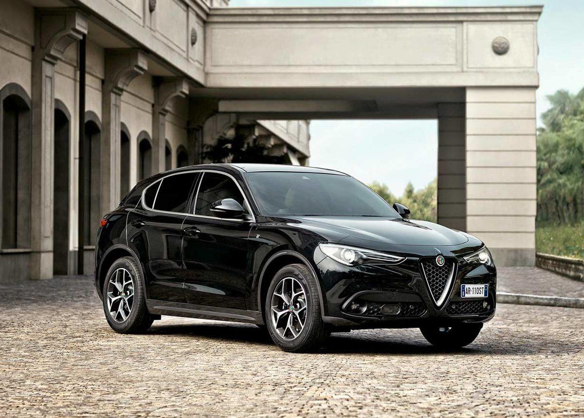 Alfa Romeo, 2020 Model SUV’si Stelvio’yu Türkiye’de Satışa Sundu: İşte Fiyatı ve Özellikleri