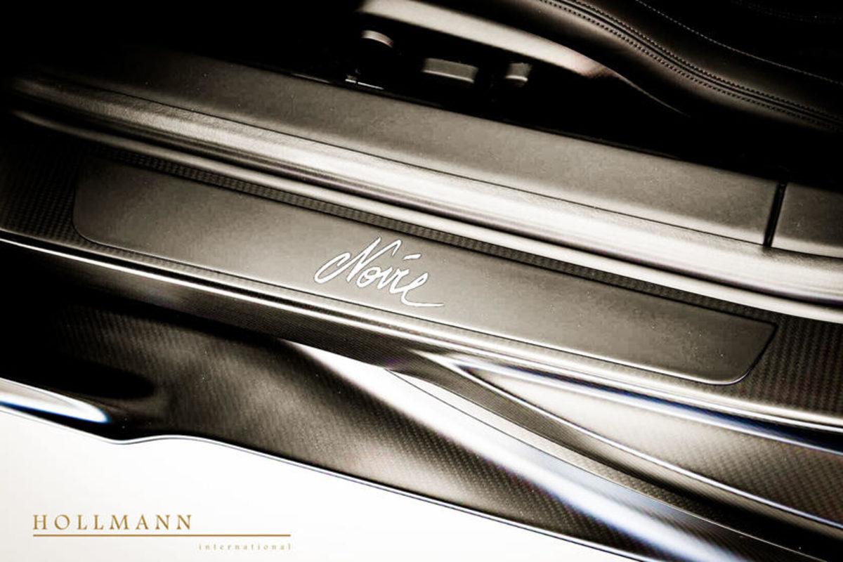 Nadir Bugatti Chiron Noire, Sol Kolda Uyuşmaya Sebep Olacak Bir Fiyata Satışa Çıktı