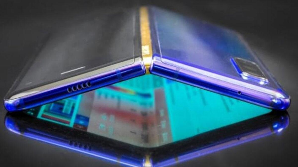 Samsung’un Galaxy Fold 2’nin Parçalarını Üretmeye Başlayacağı İddia Edildi