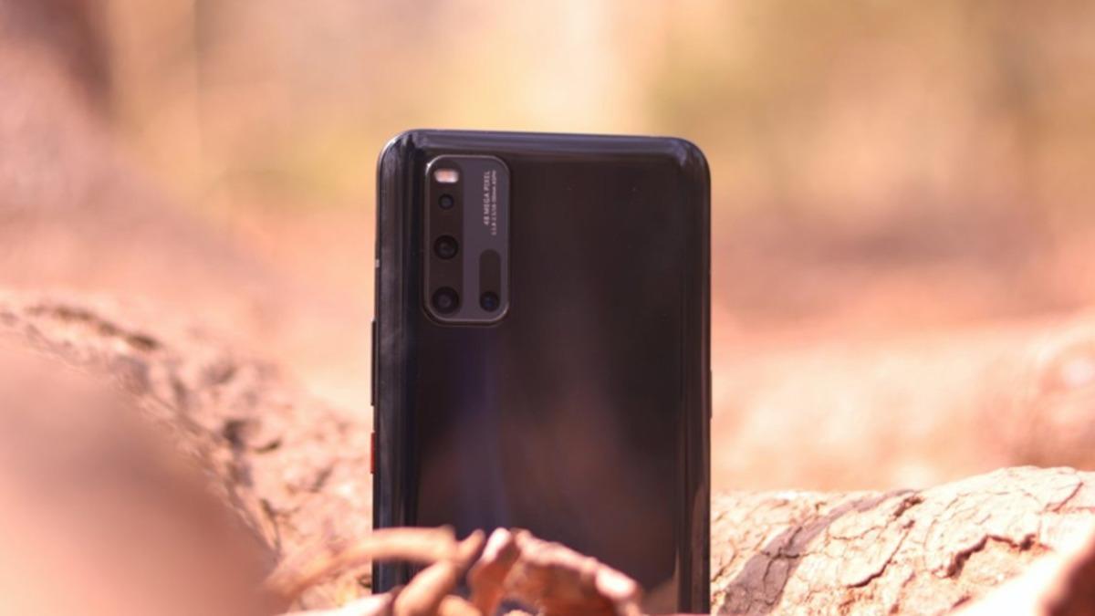 Vivo’nun Yeni Telefonu iQOO Neo 3 5G, 144 Hz Ekranla Gelecek