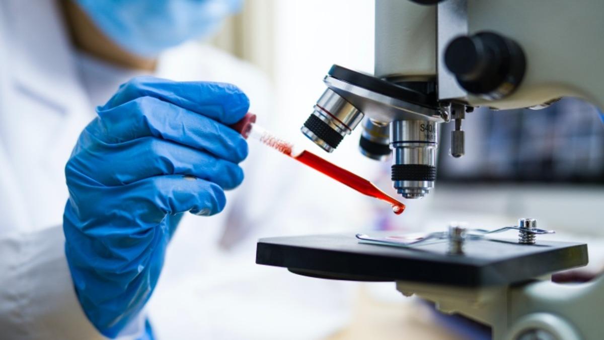 Türk Bilim İnsanları, COVID-19 Tedavisinde Kullanan Sıtma İlacını Sentezlemeyi Başardı