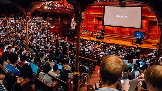 Harvard Üniversitesi’nde Verilen Bilgisayar Bilimleri Dersi Türkçe Dublajla Ücretsiz Oldu