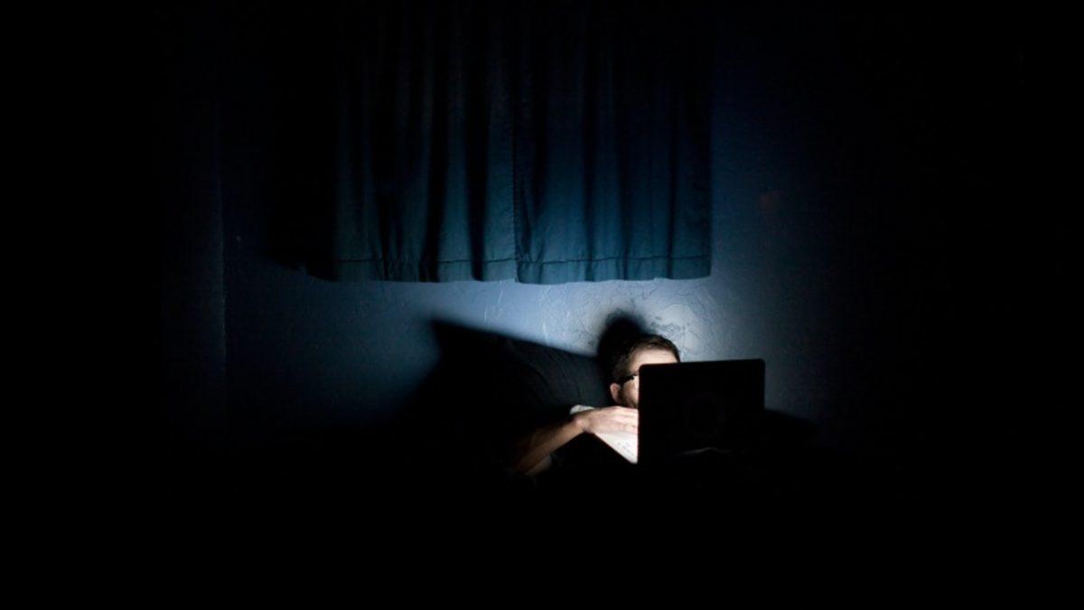 Bilim İnsanı Açıkladı: Koronavirüs Günlerinde Pornografi Tüketimi Neden Arttı?