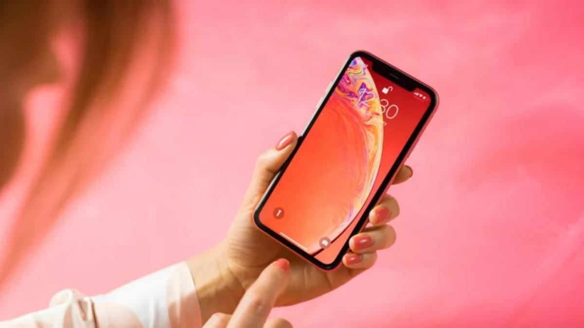 iMessage’da Bu Kelimeleri Yazdığınızda Lazer Işık Şovları Yaratabiliyorsunuz