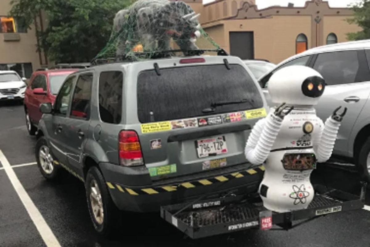 ’Bu Ne Be?’ Diyeceğiniz, İnsanın Gözünü Kanatan 22 Modifiyeli Araba