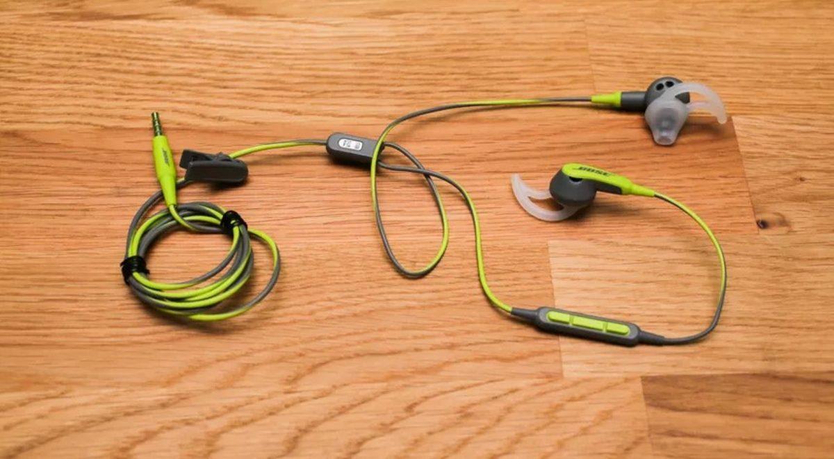 Gelişmiş Kablosuz Kulaklıklara Rağmen Kablolu Kulaklık Kullanmak İçin 3 Neden