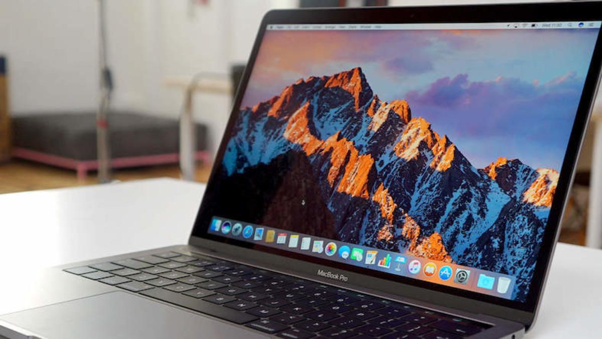 Sessiz Sedasız Satışa Sunulan Yeni MacBook Pro, Daha Büyük Bataryayla Geliyor
