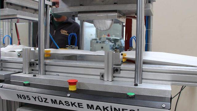 MEB, Koronavirüsle Mücadele Kapsamında ’N95 Maske Makinesi’ Üretti