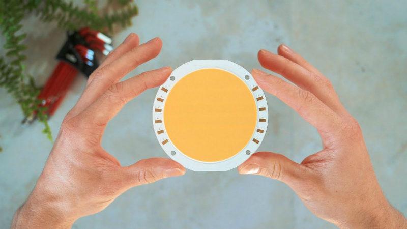 1.350 Dolar Fiyata Sahip, Dünyanın En Güçlü Video Aydınlatma LED’i Test Edildi (Video)