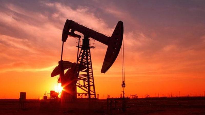 Tarihi Anlar: Petrol Fiyatı Sıfırın Altına Düştü