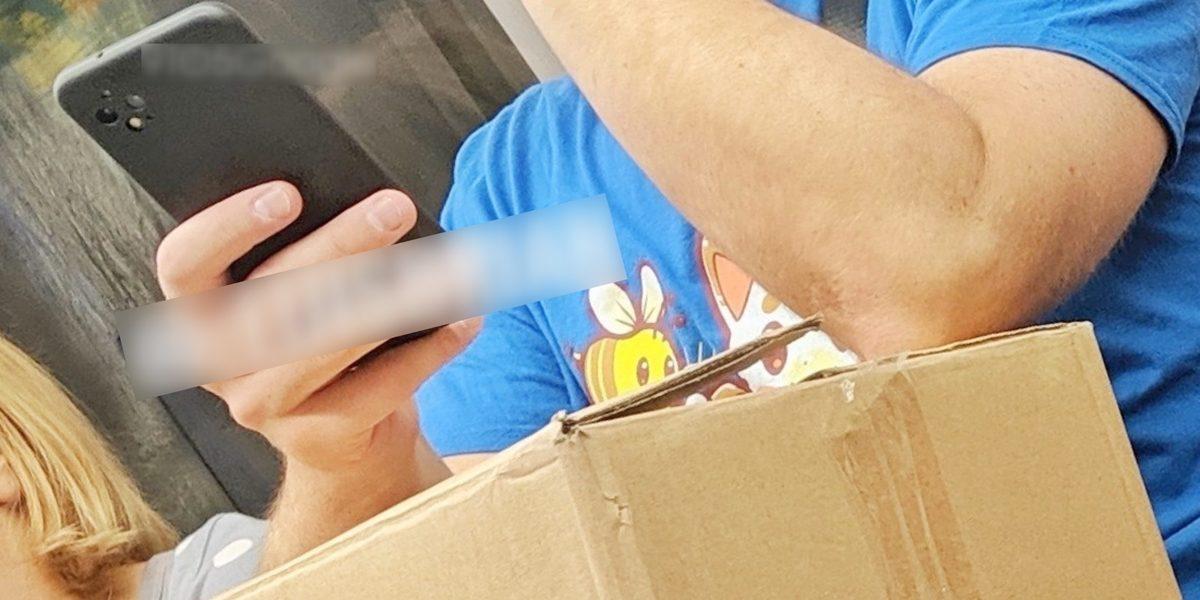 Google Pixel 4, Londra Trenindeki Bir Kişinin Elinde Görüntülendi