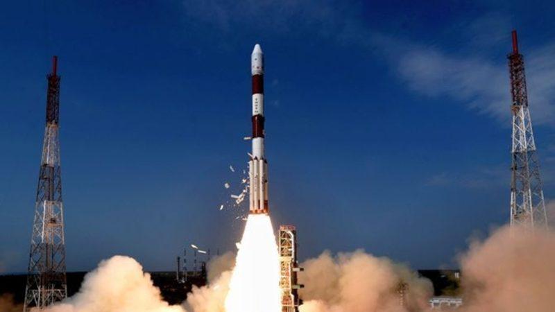 Hindistan, Su Aramak İçin Ay’ın Güney Kutup Bölgesine Robot Gönderiyor