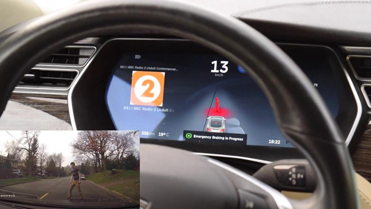 Tesla Otomatik Fren Sisteminin Nasıl Çalıştığını Açıklayan Sunum (Video)
