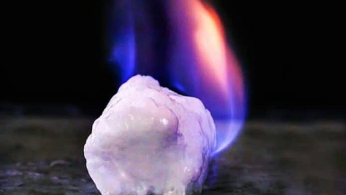 Çin, Rekor Miktarda Ateş Buzu Çıkarmayı Başardı