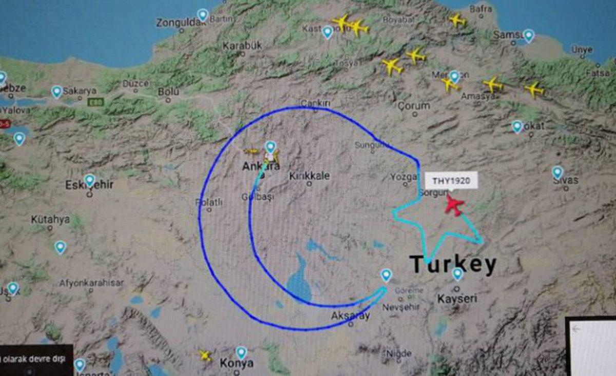 THY, 23 Nisan İçin Türkiye Üzerine Türk Bayrağı Çizilen Uçuşun Hikayesini Paylaştı