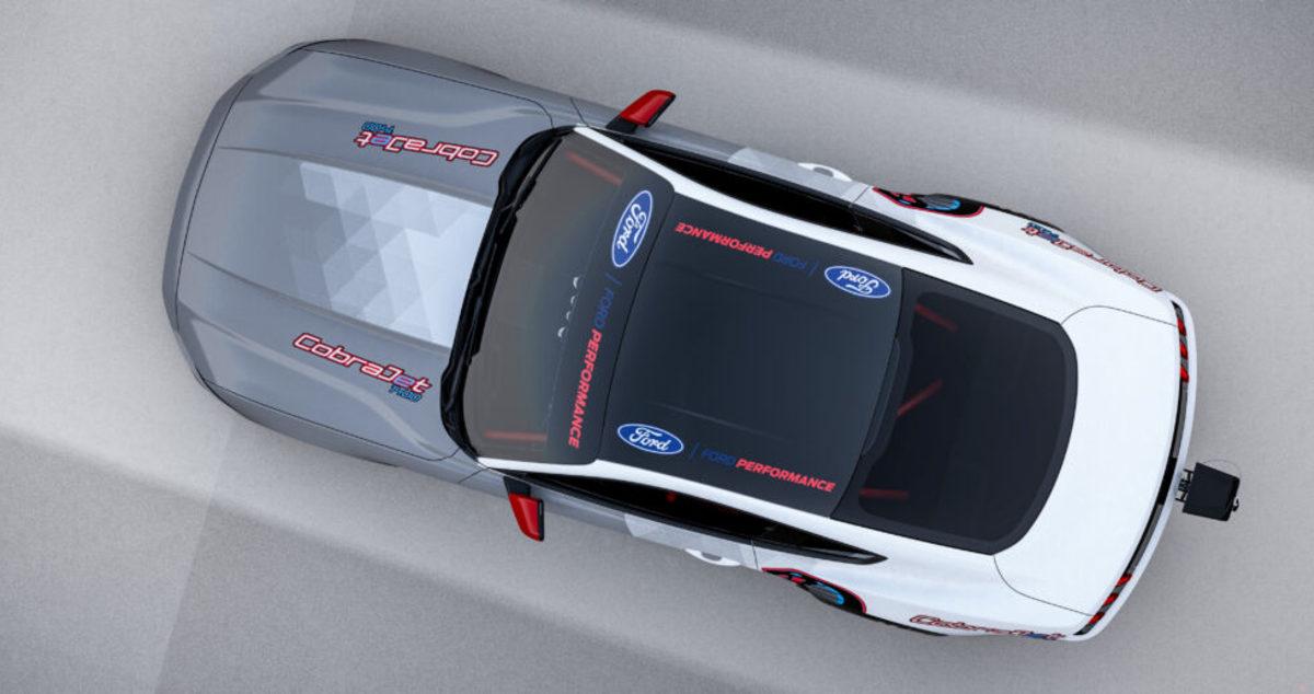 Ford, Drag Yarışları İçin 1.400 Beygirlik Bir Mustang Üretti (Video)