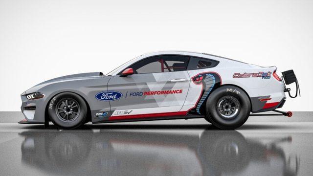 Ford, Drag Yarışları İçin 1.400 Beygirlik Bir Mustang Üretti (Video)