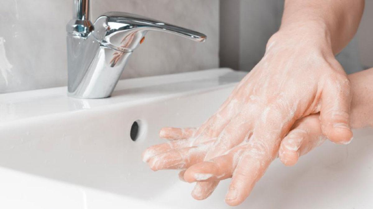 Bilim Kurulu Üyesi Prof. Dr. Yamanel, Koronavirüsten Nasıl Korunduğunu Açıkladı