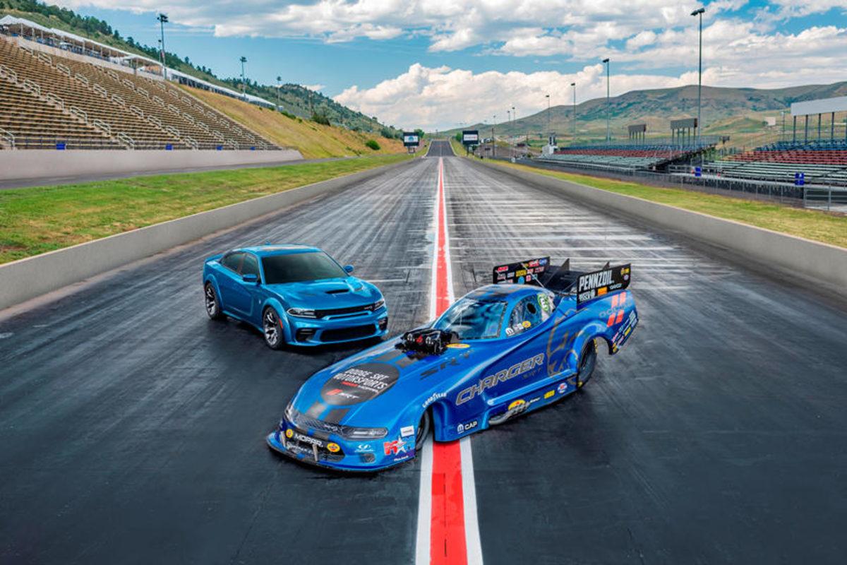 Şaka Değil, Tam 11.000 Beygirlik Otomobil Hellcat ile Tanışın