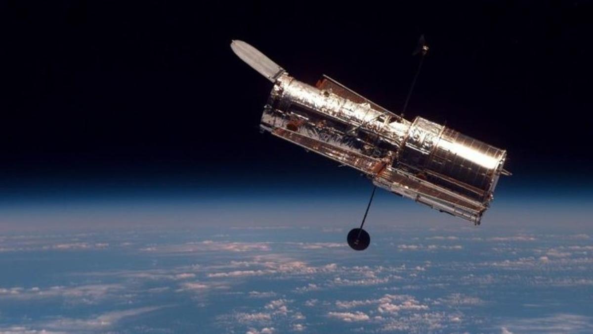 Hubble Uzay Teleskobu’nun 30. Yılı Çok Özel Karelerle Kutlandı (Video)