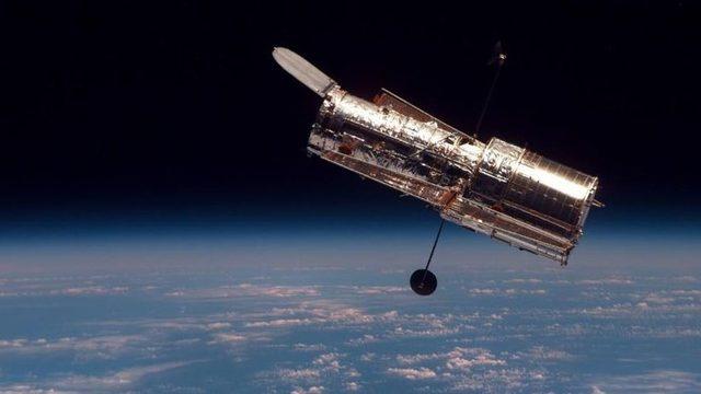 Hubble Uzay Teleskobu’nun 30. Yılı Çok Özel Karelerle Kutlandı (Video)