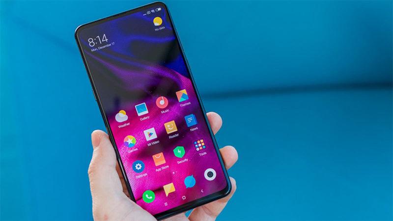 Xiaomi Yöneticisi, Mi Mix 4’te Süper Yakınlaştırmalı Telefoto Lens Olabileceğini Söyledi