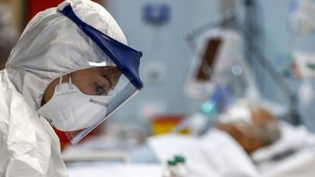 Dünya Genelinde Koronavirüs Nedeniyle Ölen Kişi Sayısı 200 Bini Geçti