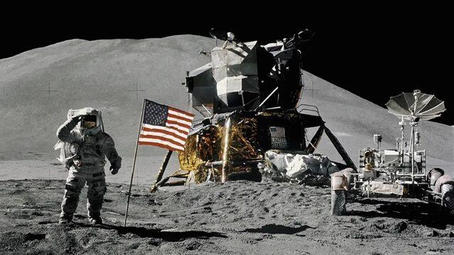 Ay’a İnişin 50. Yıl Dönümünde İzlenebilecek 7 Film ve Belgesel