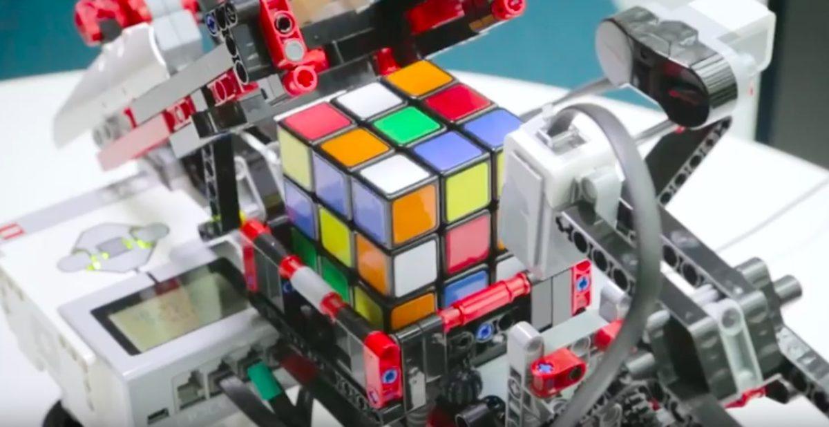 DeepCubeA İsimli Yapay Zeka, Rubik Küp Yarışında Klasik Robotlardan Geride Kaldı