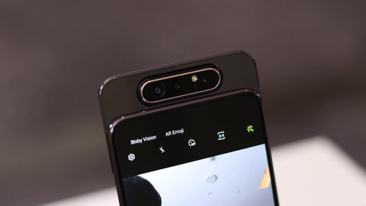 Xiaomi’nin Akıllı Telefon Çentiklerinden Kurtulmak İçin İlginç Çözümü