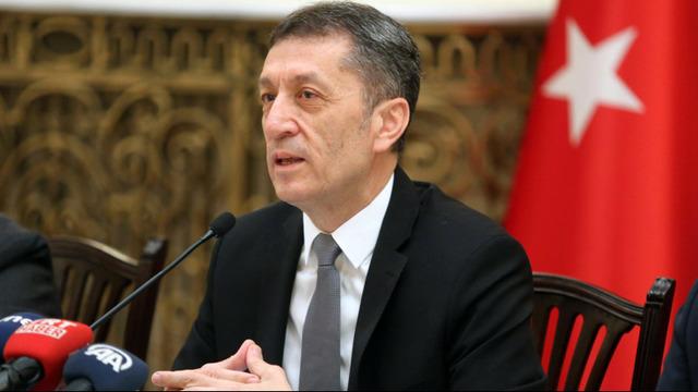 MEB, Lise Öğrencileri İçin ’İkinci Soru Destek Paketi’ni Erişime Açtı