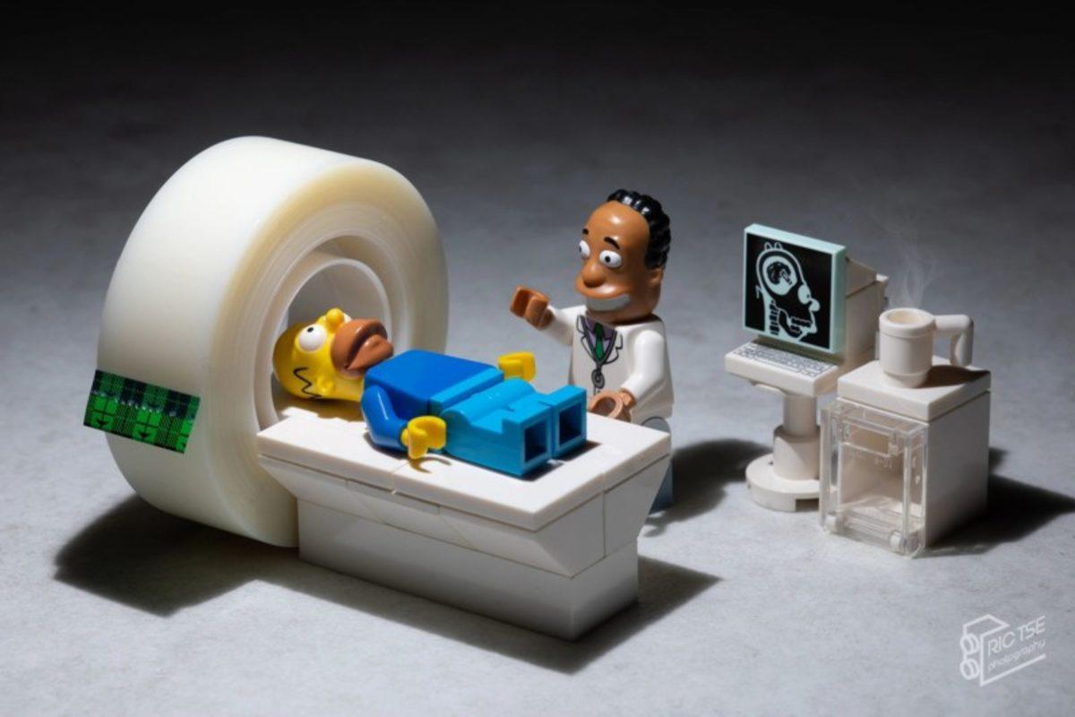 Bir Fotoğrafçının LEGO’lar ve Gündelik Eşyalarla Çektiği Harika Fotoğraflar