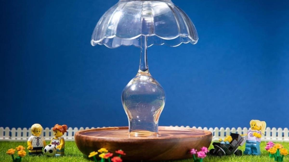 Bir Fotoğrafçının LEGO’lar ve Gündelik Eşyalarla Çektiği Harika Fotoğraflar